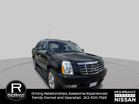 Used 2011 Cadillac Escalade EXT Premium AWD/4WD image 9