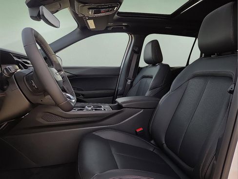 New 2026 Jeep Cherokee Limited image 14