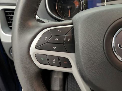 Used 2022 Jeep Cherokee Latitude image 37