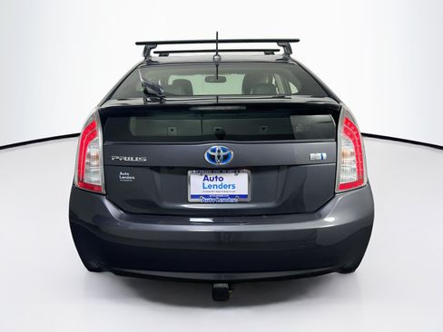Used 2015 Toyota Prius Four FWD image 6
