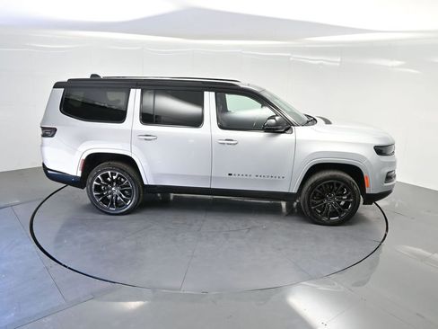 Used 2024 Jeep Grand Wagoneer Series II w/ Quick Order Packagew 28T AWD/4WD image 46