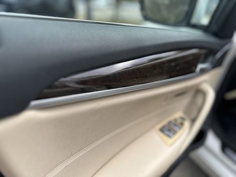 Used 2019 BMW 530i xDrive w/ Convenience Package image 36