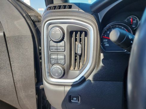 Used 2020 Chevrolet Silverado 1500 LT Trail Boss image 23