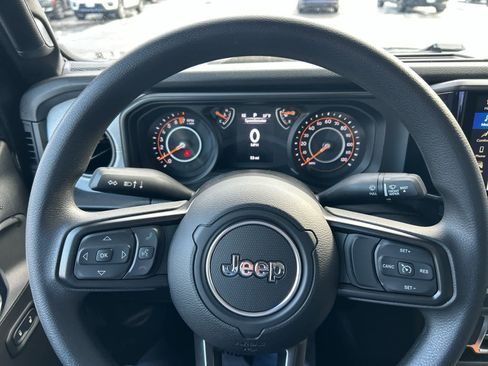 New 2026 Jeep Gladiator Sport image 13