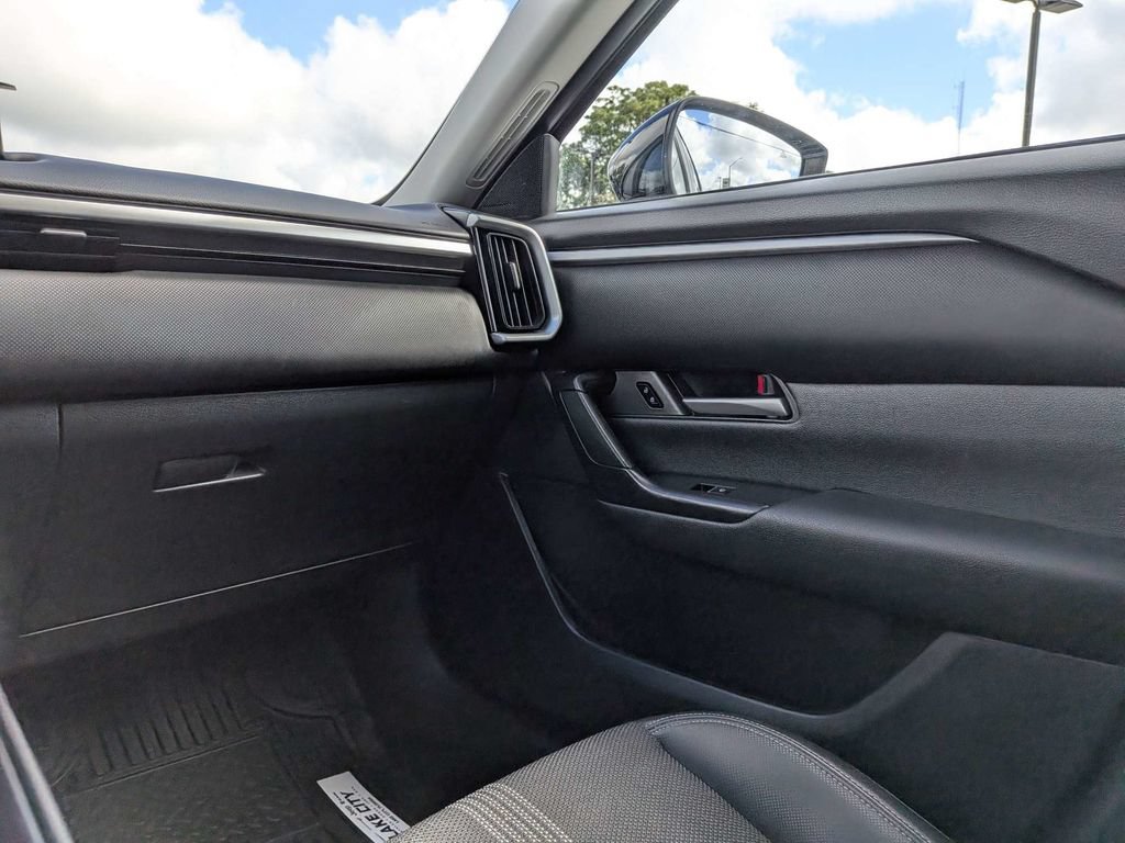 Used 2025 MAZDA CX-50 AWD 2.5 S w/ Preferred Package image 18