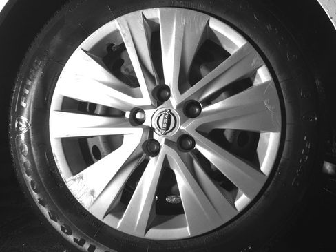 Used 2025 Nissan Sentra S image 15