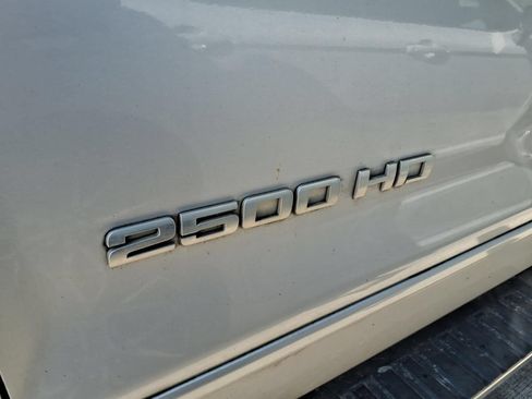 Used 2016 GMC Sierra 2500 SLE w/ SLE Preferred Package AWD/4WD image 6