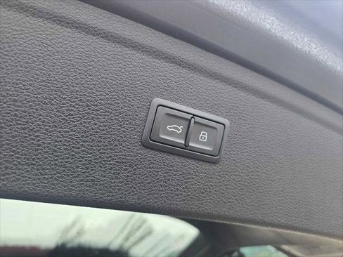 Used 2023 Audi Q5 2.0T Premium Plus w/ Premium Plus Package image 18