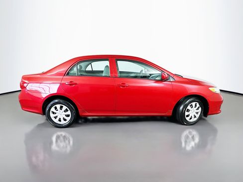 Used 2010 Toyota Corolla LE image 8