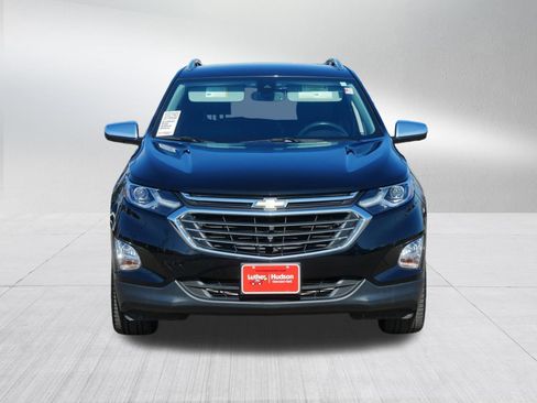 Used 2020 Chevrolet Equinox Premier image 2