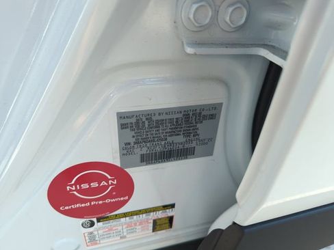 Certified 2025 Nissan Kicks SR FWD image 43