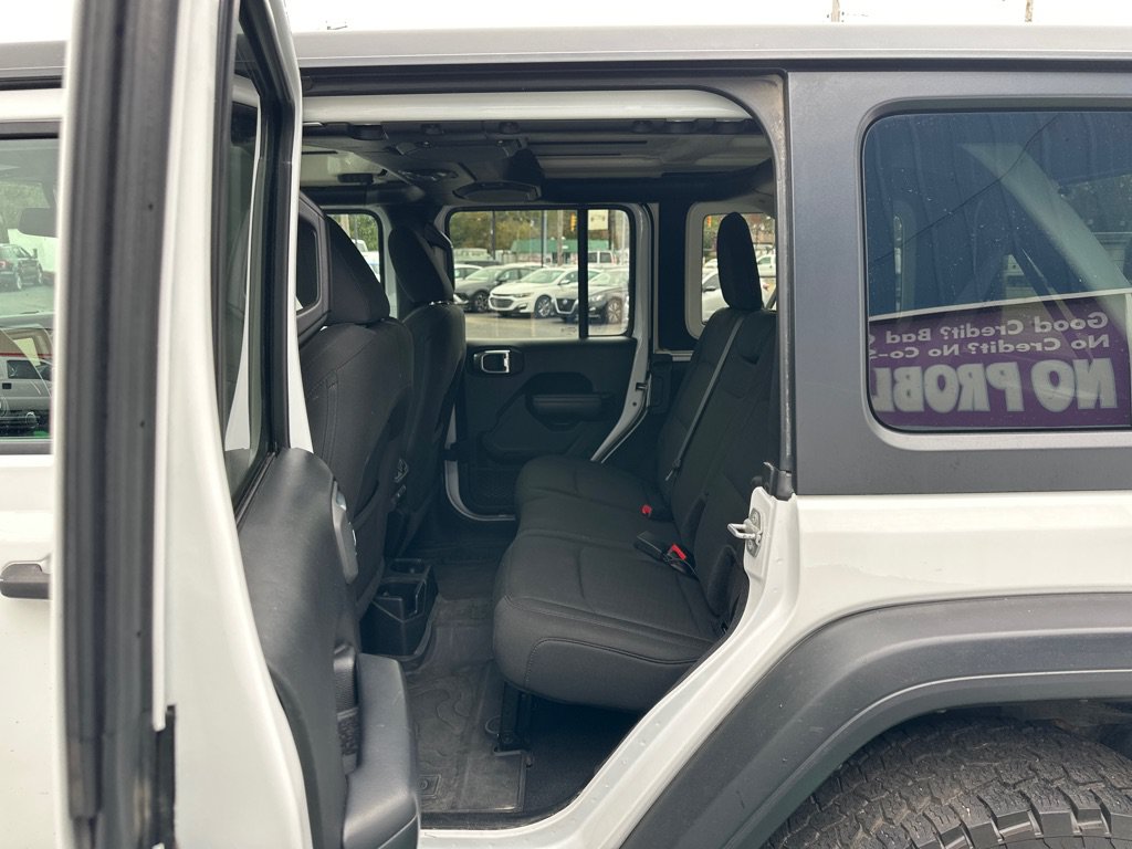 Used 2019 Jeep Wrangler Unlimited Sport S AWD/4WD image 16