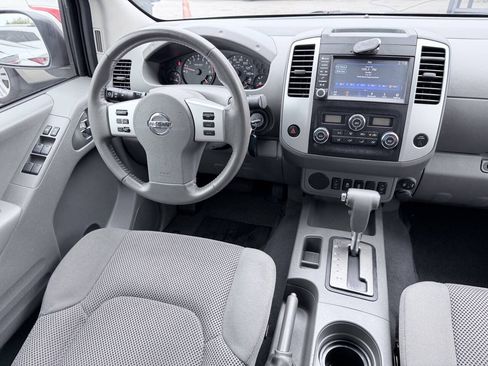 Used 2019 Nissan Frontier SV w/ Value Truck Package RWD image 17