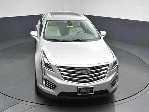 Used 2017 Cadillac XT5 Luxury w/ Driver Awareness Package AWD/4WD image 46