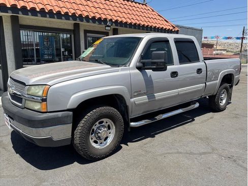 Used 2004 Chevrolet Silverado 2500 LS w/ Skid Plate Package AWD/4WD image 1