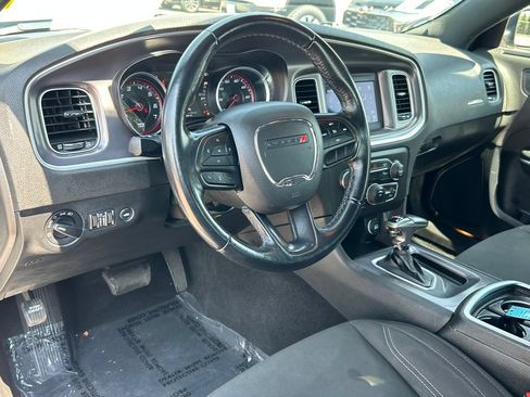 Used 2022 Dodge Charger SXT w/ Cold Weather Package RWD image 7