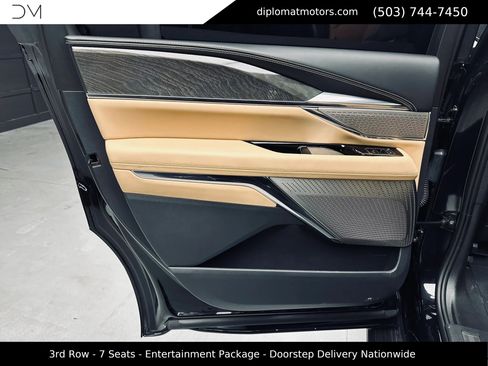 Used 2026 Cadillac Escalade IQL Sport 2 AWD/4WD image 34