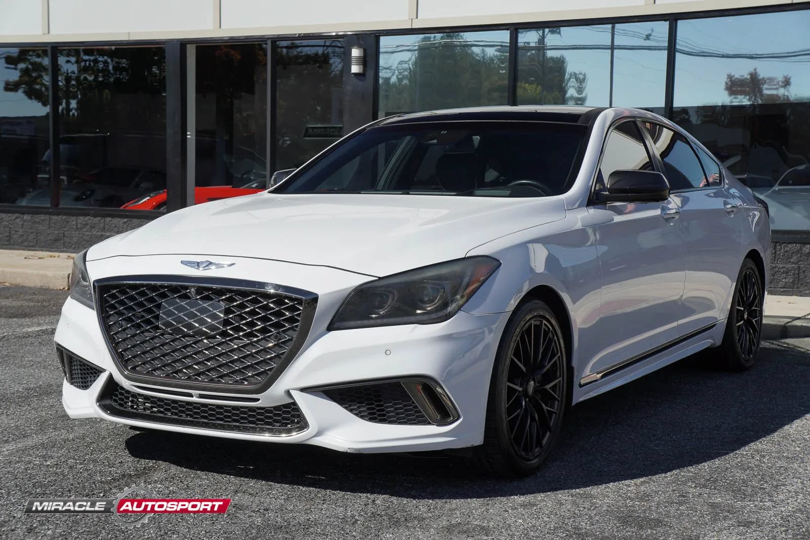 Used 2018 Genesis G80 3.3T Sport RWD image 3