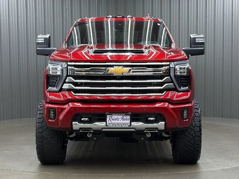 Used 2026 Chevrolet Silverado 2500 High Country w/ High Country Premium Package AWD/4WD image 8