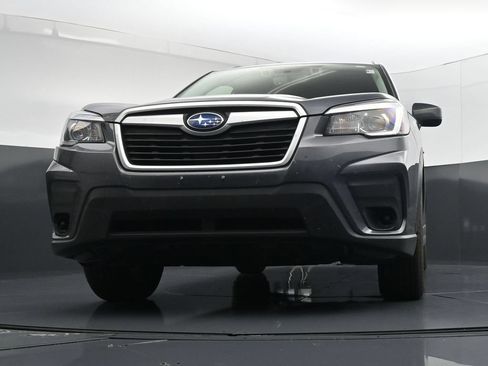 Used 2020 Subaru Forester Premium AWD/4WD image 19