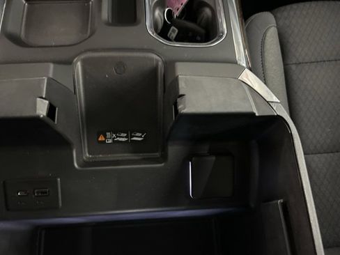 Used 2022 GMC Sierra 1500 Elevation image 20