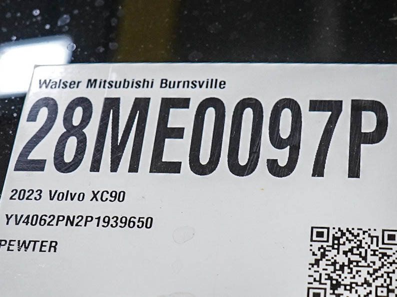Used 2023 Volvo XC90 B6 Plus AWD/4WD image 34