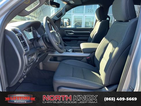 New 2026 RAM 1500 Big Horn AWD/4WD image 3