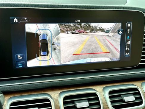 Used 2024 Mercedes-Benz GLE 350 4MATIC image 15