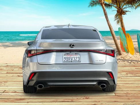 Used 2022 Lexus IS 300 w/ Accessory Package image 5