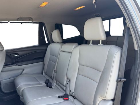 Used 2021 Honda Pilot Special Edition image 13
