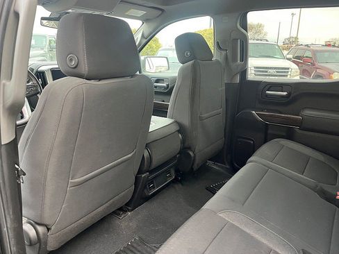 Used 2021 GMC Sierra 1500 SLE image 13