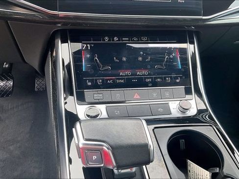 Used 2023 Audi Q8 Premium Plus w/ Premium Plus Package AWD/4WD image 26