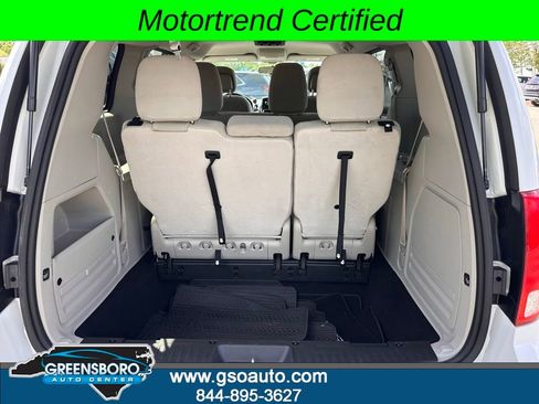 Used 2017 Dodge Grand Caravan SE FWD image 37