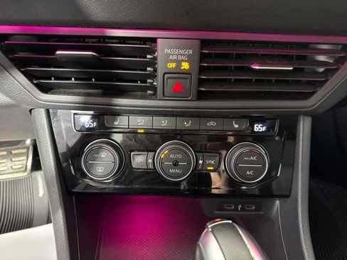 Used 2021 Volkswagen Jetta GLI FWD image 21