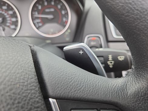 Used 2017 BMW 230i xDrive Convertible image 34