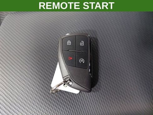 Used 2026 Chevrolet Equinox LT AWD/4WD image 7