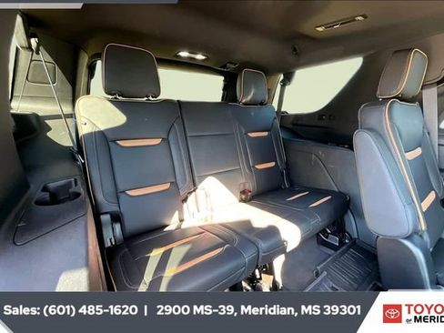 Used 2023 GMC Yukon AT4 w/ AT4 Premium Package image 20