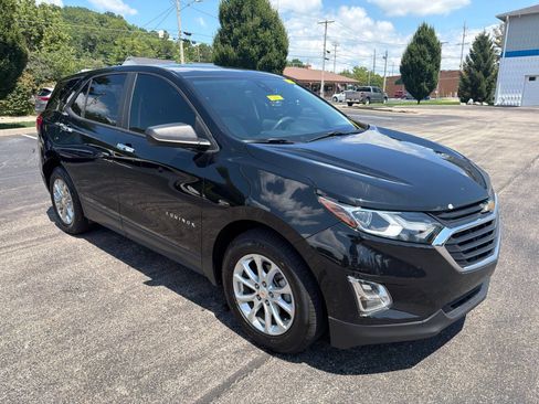 Used 2021 Chevrolet Equinox LS w/ LS Convenience Package FWD image 7