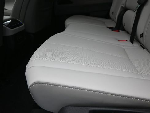 Used 2026 INFINITI QX60 Pure w/ Cargo Package image 16