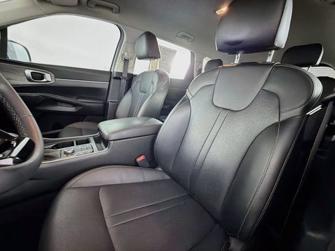 Used 2022 Kia Sorento S AWD/4WD image 26