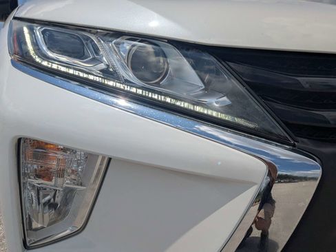 Used 2018 Mitsubishi Eclipse Cross LE AWD/4WD image 9