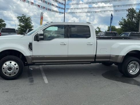 Used 2022 Ford F450 King Ranch w/ King Ranch Ultimate Package AWD/4WD image 3
