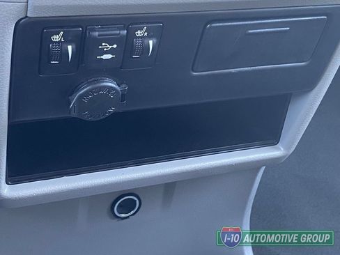 Used 2019 Toyota Sienna XLE FWD image 30