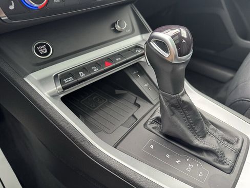 Used 2024 Audi Q3 2.0T Premium image 15