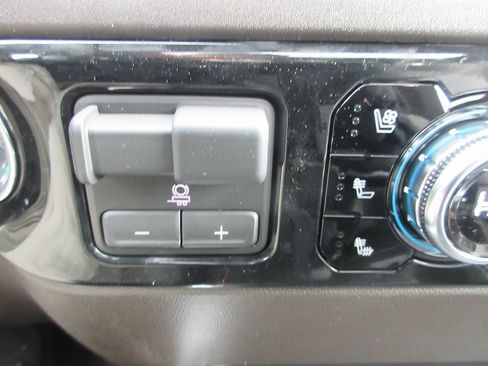 New 2026 GMC Sierra 1500 SLT w/ SLT Premium Plus Package image 21