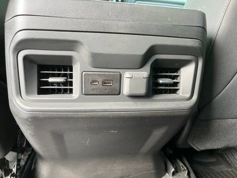 Used 2022 Chevrolet Silverado 1500 LT Trail Boss w/ Bed Protection Package AWD/4WD image 32