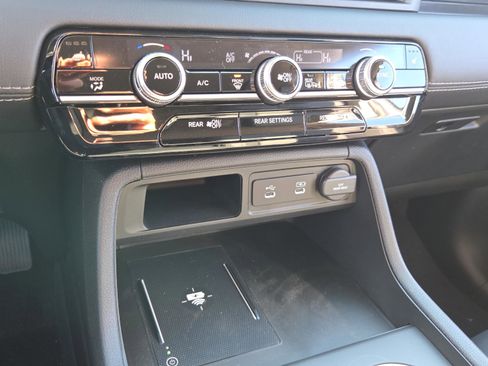 New 2026 Honda Pilot EX-L image 16