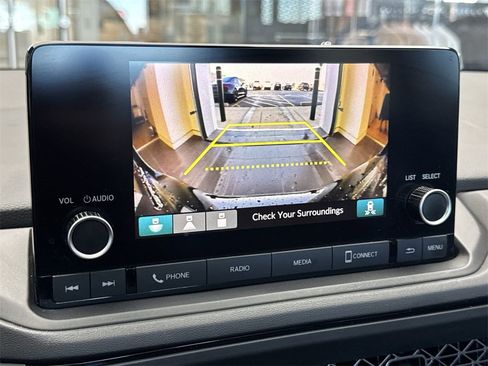 Used 2023 Honda Accord EX image 16