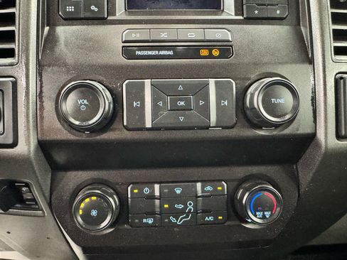 Used 2020 Ford F250 XL w/ STX Appearance Package AWD/4WD image 22