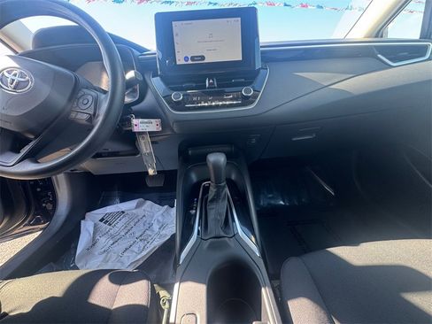 Used 2023 Toyota Corolla LE image 11